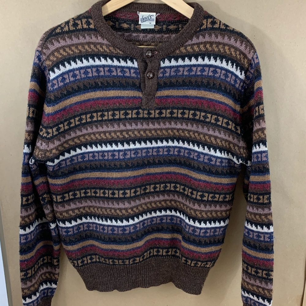 Vintage Levi’s stripe sweater knit button detail